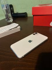 iPhone 11 64 gb-thumb-1