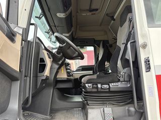 MAN 2019 TGX 26.510 6x2 ADR-thumb-10