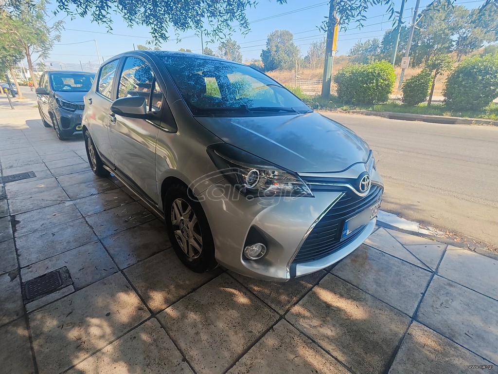 Toyota Yaris 2016