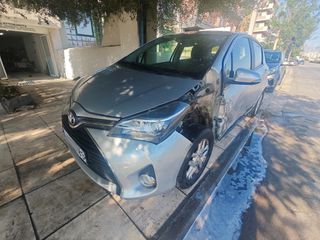 Toyota Yaris 2016-thumb-1