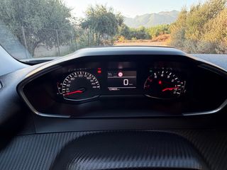 Peugeot 2008 2021-thumb-9