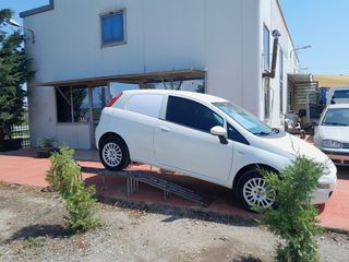 Κλούβα Fiat 2017 punto-thumb-1