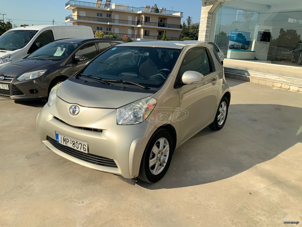 Toyota iQ 2010