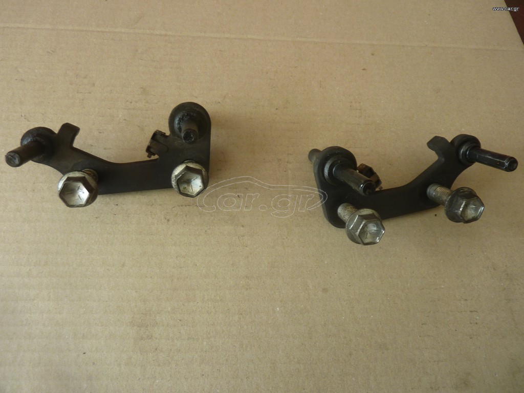 ΒΑΣΗ ΔΑΓΚΑΝΑΣ ΦΡΕΝΩΝ ΕΜΠΡΟΣ DL 650 V-STROM 2004--2024. ΔΕΞΙΑ ΚΑΙ ΑΡΙΣΤΕΡΗ. ΤΙΜΗ ΓΙΑ ΤΕΜΑΧΙΟ.