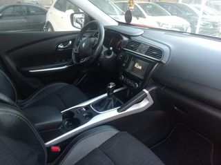 Renault Kadjar 2018 1.2T BOSE EDITION PANORAMA!!!-thumb-16