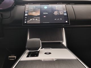Land Rover Range Rover 2024 P400 Autobiography-thumb-32