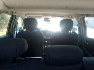 Renault Captur 2014-thumb-9