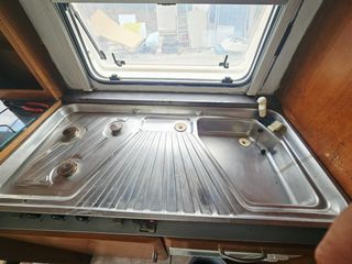 Hobby 2003 560-thumb-6