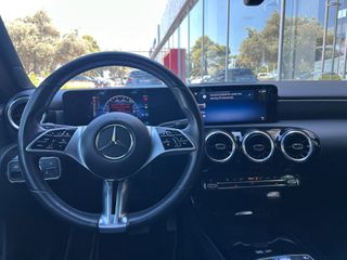 Mercedes-Benz A 200 2023 ΕΛΛΗΝΙΚΟ -ΕΓΓΥΗΣΗ-NAVI-ALLDIGITAL-26100XΛΜ !-thumb-17