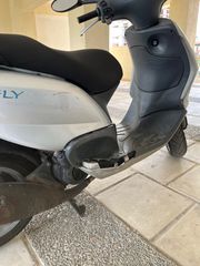 Piaggio FLY 125 4T 2006-thumb-1