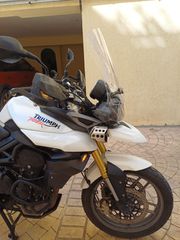 Triumph Tiger 800 2012-thumb-3