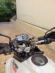 Triumph Tiger 800 2012-thumb-10