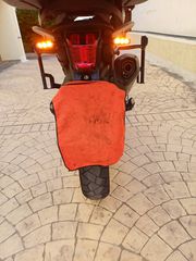 Triumph Tiger 800 2012-thumb-12