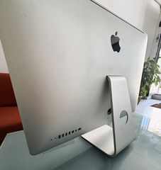 Apple iMac 27" (Late 2009 / 2010)-thumb-3
