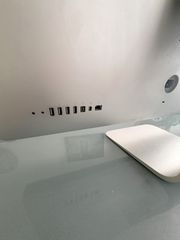 Apple iMac 27" (Late 2009 / 2010)-thumb-4