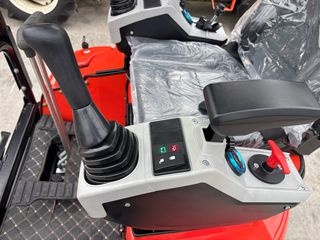 Εκσκαφάκι (διαβολάκι) Hino 2026 ME20 PRO KUBOTA D902-thumb-22