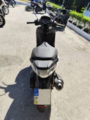 Piaggio Beverly 300 2015-thumb-4