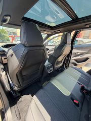 Peugeot 3008 2017 1.2 e-THP 130hp GT Line **PANORAMA**-thumb-35
