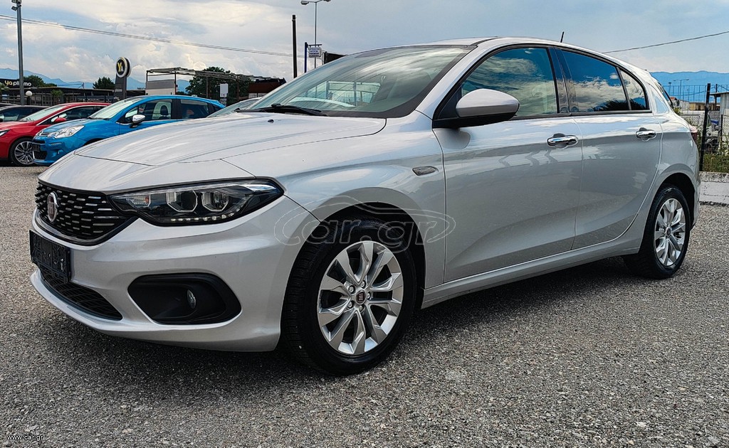 Fiat Tipo 2018 1.6 JTDM LOUNGE! FULL EXTRA!