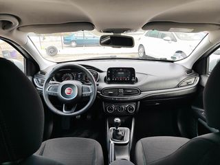 Fiat Tipo 2018 1.6 JTDM LOUNGE! FULL EXTRA!-thumb-9