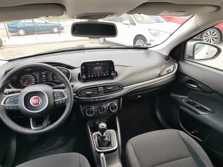 Fiat Tipo 2018 1.6 JTDM LOUNGE! FULL EXTRA!-thumb-10