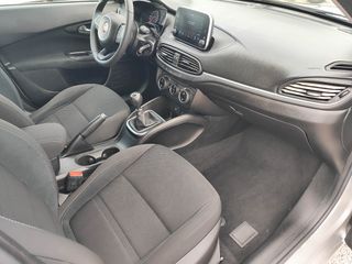 Fiat Tipo 2018 1.6 JTDM LOUNGE! FULL EXTRA!-thumb-13