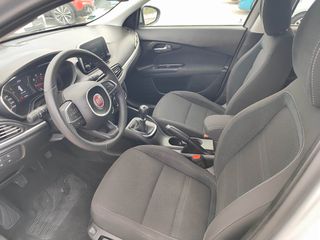 Fiat Tipo 2018 1.6 JTDM LOUNGE! FULL EXTRA!-thumb-12