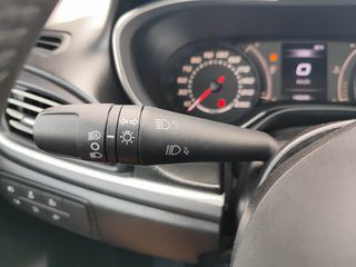 Fiat Tipo 2018 1.6 JTDM LOUNGE! FULL EXTRA!-thumb-21