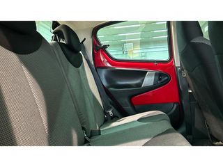 Toyota Aygo 2013 LIVE-thumb-12