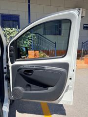 Citroen Nemo 2011-thumb-15