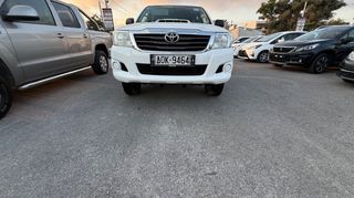Toyota Hilux 2013-thumb-3