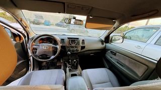 Toyota Hilux 2013-thumb-12