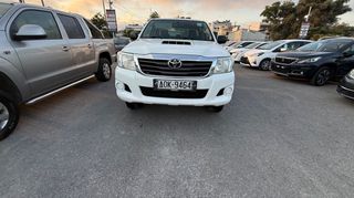 Toyota Hilux 2013-thumb-15