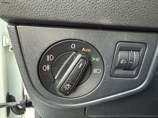 Volkswagen Polo 2018-thumb-14