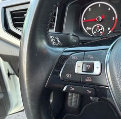 Volkswagen Polo 2018-thumb-8