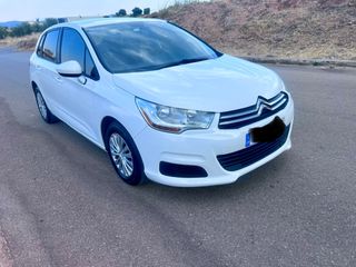 Citroen C4 2014-thumb-1