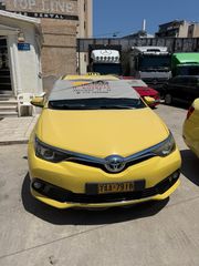 Toyota Auris 2018-thumb-1