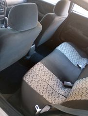 Mitsubishi Lancer 2000-thumb-3