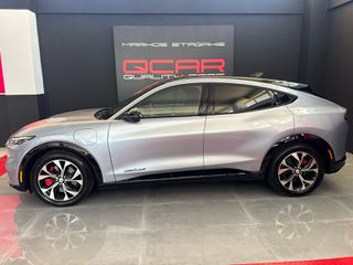 Ford Mustang Mach-E 2023 AWD / PANORAMA / 351 hp-thumb-2
