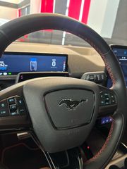 Ford Mustang Mach-E 2023 AWD / PANORAMA / 351 hp-thumb-11