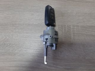 Αφαλός Κλειδαριάς Μίζας Με Κλειδί 81920-2LB20 Hyundai i30 2007-2012