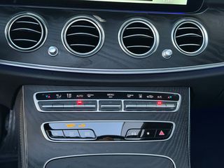 Mercedes-Benz E 300 2020 *AMG LINE*PANORAMA*E63 LOOK*-thumb-39