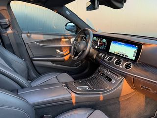 Mercedes-Benz E 300 2020 *AMG LINE*PANORAMA*E63 LOOK*-thumb-16