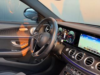 Mercedes-Benz E 300 2020 *AMG LINE*PANORAMA*E63 LOOK*-thumb-18