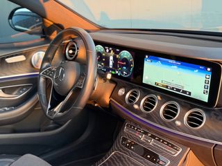 Mercedes-Benz E 300 2020 *AMG LINE*PANORAMA*E63 LOOK*-thumb-19