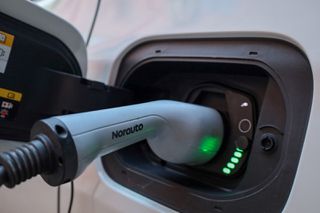 Jeep Compass 2020 1.3 Plug-In Hybrid S 241hp 4x4  (Auto)-thumb-6
