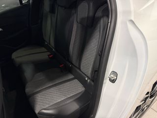 Peugeot 208 2024 1.2 hybrid 100 e-DCS6-thumb-8