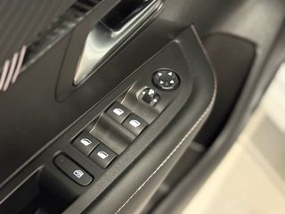 Peugeot 208 2024 1.2 hybrid 100 e-DCS6-thumb-23