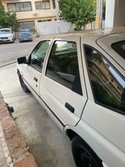 Ford Escort 1992 Ghia-thumb-2