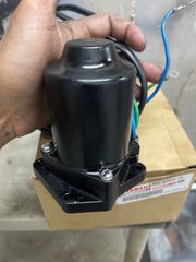 Μοτερ τριμ Γνησιο yamaha από F100 f80 2010και μετα